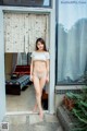 MintYe Vol.002: Model Bella (佘 贝拉) (51 photos) P25 No.f04da3 Image No. 51